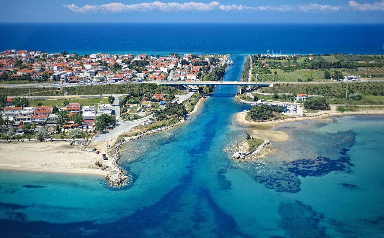 Aqua Luxury Villas Nea Poteidaia Ngoại thất bức ảnh